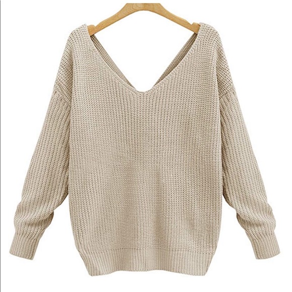 Knotted Back Sweater - Picture 3 of 3